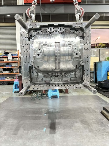 Automobile Mold Display